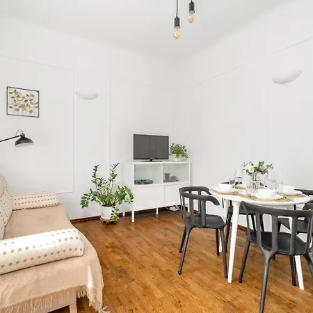 Daire Przytulny I Klimatyczny Apartament Na Parterze Z Parkingiem W Poznaniu By Renters *